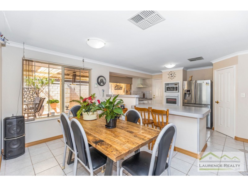 6 Peel Way, Mindarie WA 6030