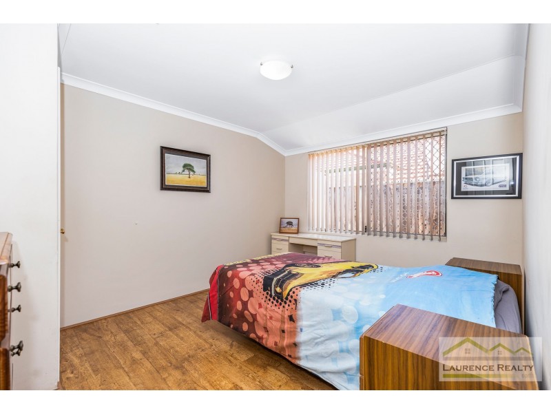 6 Peel Way, Mindarie WA 6030