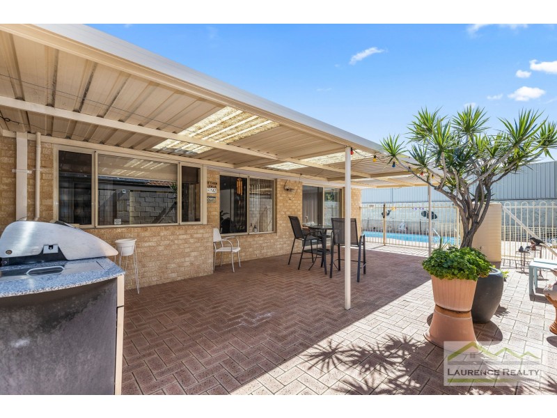 6 Peel Way, Mindarie WA 6030