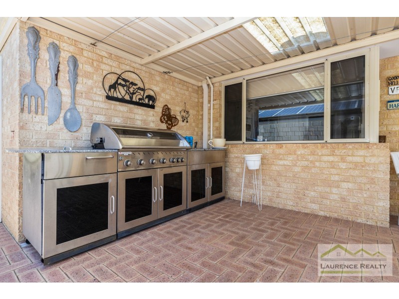 6 Peel Way, Mindarie WA 6030
