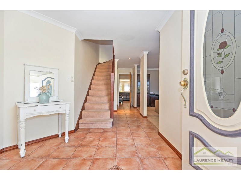 52 Roxburgh Circle, Kinross WA 6028