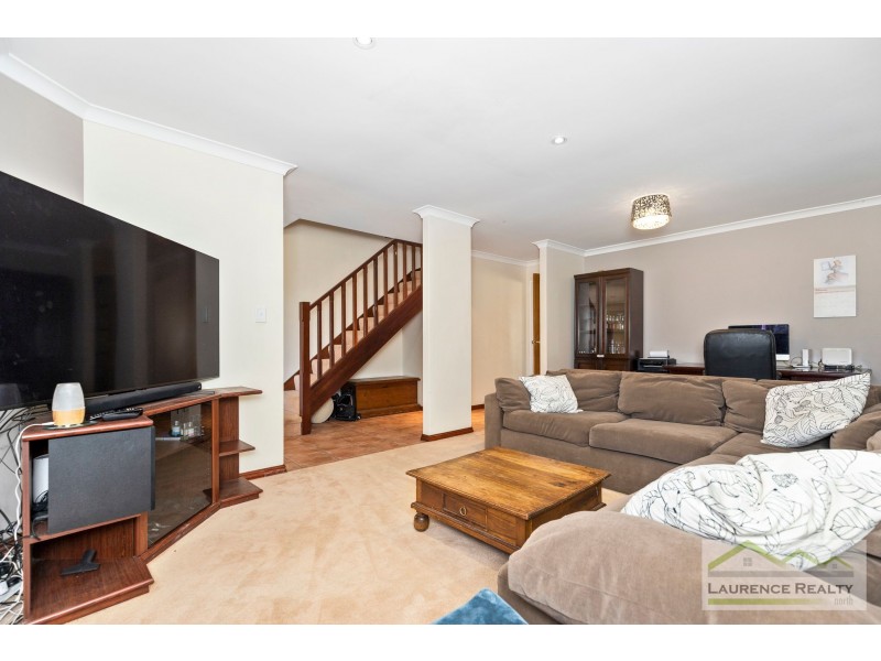 52 Roxburgh Circle, Kinross WA 6028