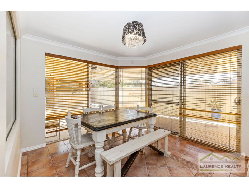 52 Roxburgh Circle, Kinross WA 6028