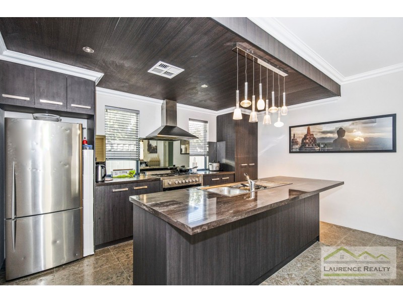 32 Nomad Drive, Clarkson WA 6030