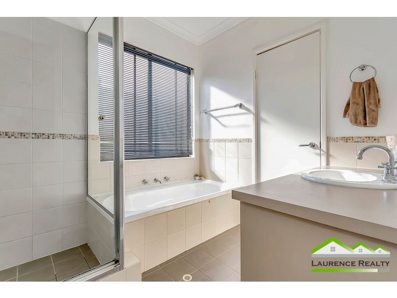 192 Lagoon Drive, Yanchep WA 6035