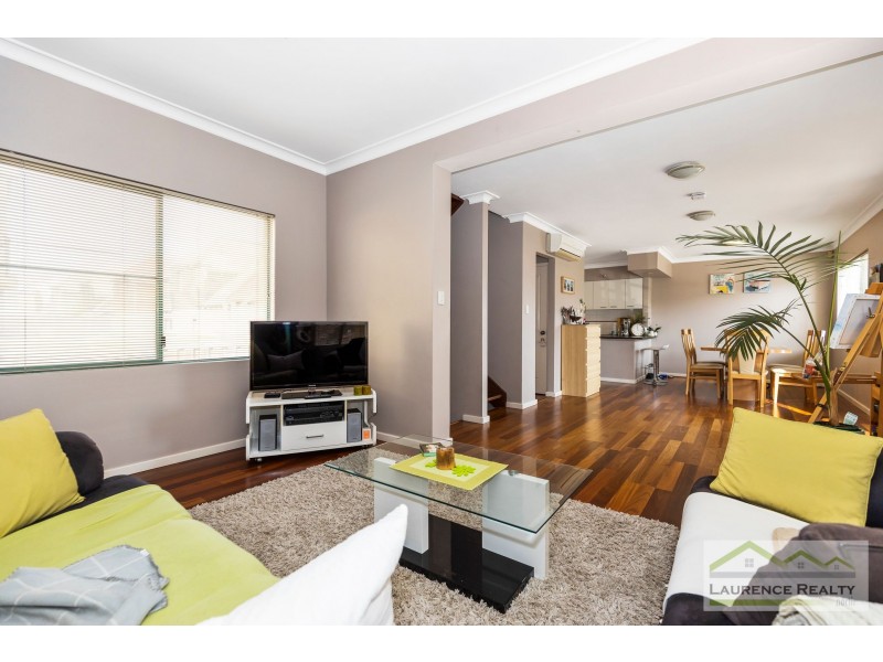 9 St Malo Court, Mindarie WA 6030