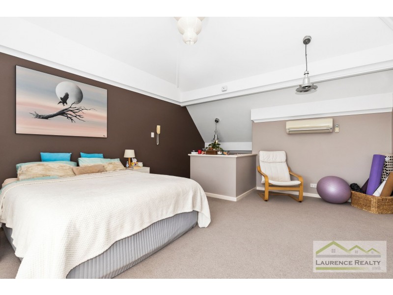 9 St Malo Court, Mindarie WA 6030