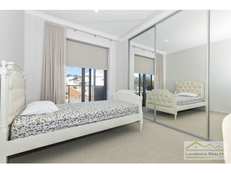 104/1 Tacoma Lane, Mindarie WA 6030