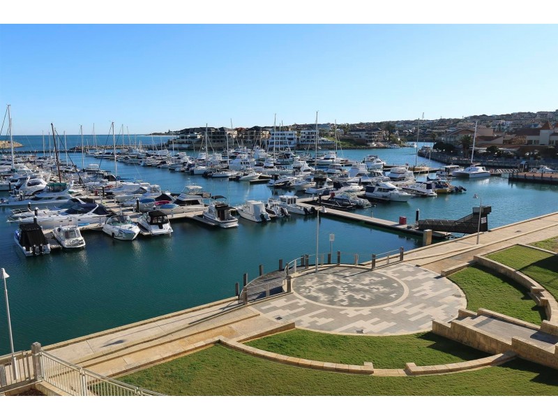 104/1 Tacoma Lane, Mindarie WA 6030