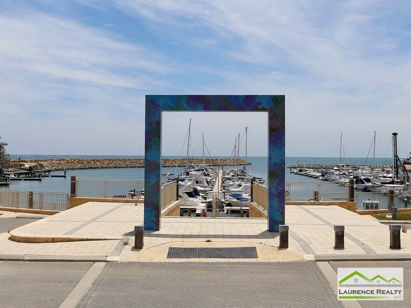 104/1 Tacoma Lane, Mindarie WA 6030