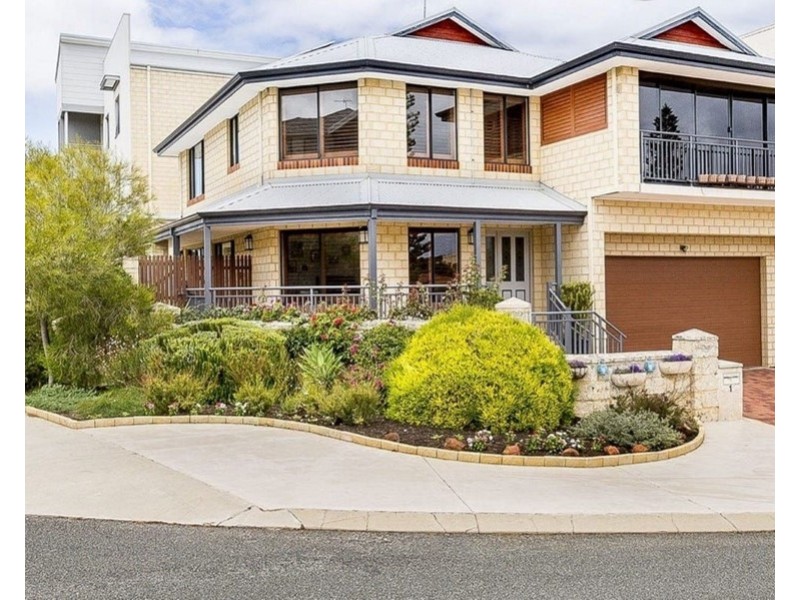 1 St Malo Court, Mindarie WA 6030