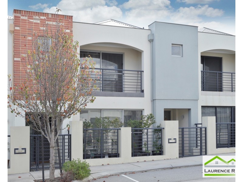 10 Eveleigh Boulevard, Clarkson WA 6030