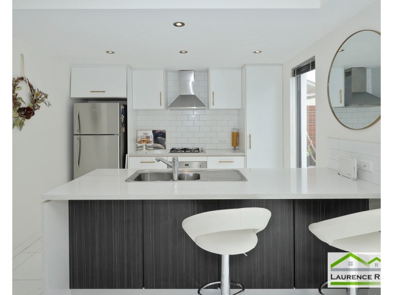 10 Eveleigh Boulevard, Clarkson WA 6030