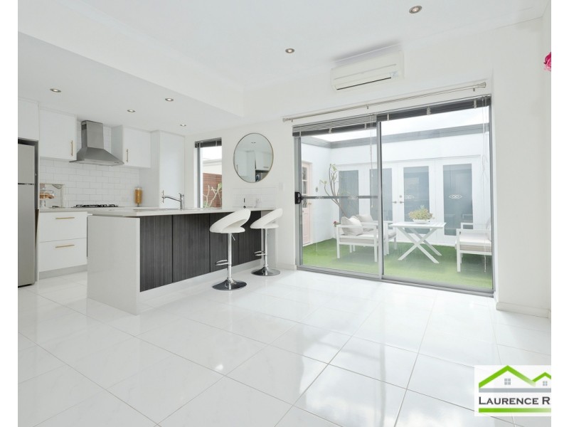 10 Eveleigh Boulevard, Clarkson WA 6030