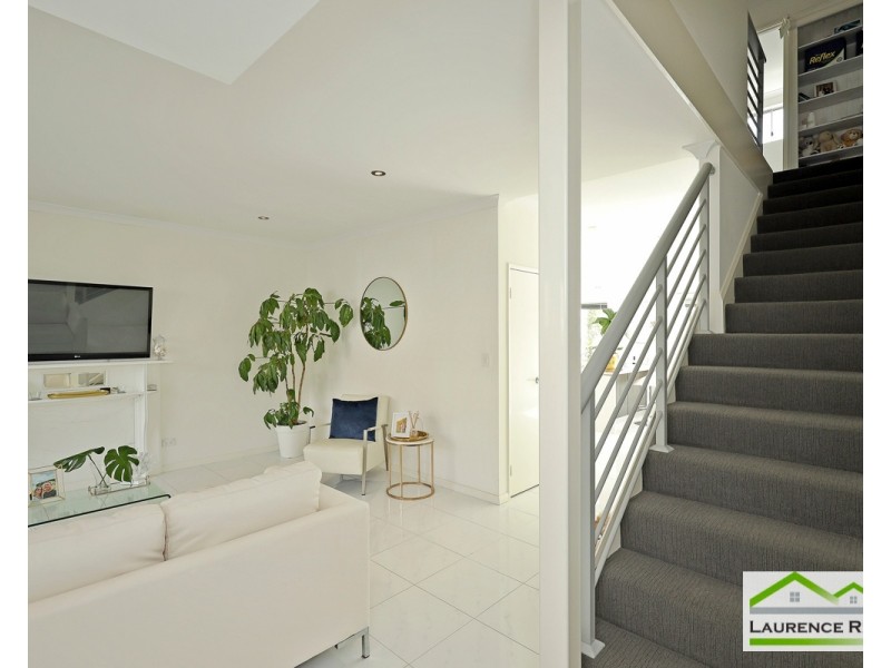 10 Eveleigh Boulevard, Clarkson WA 6030