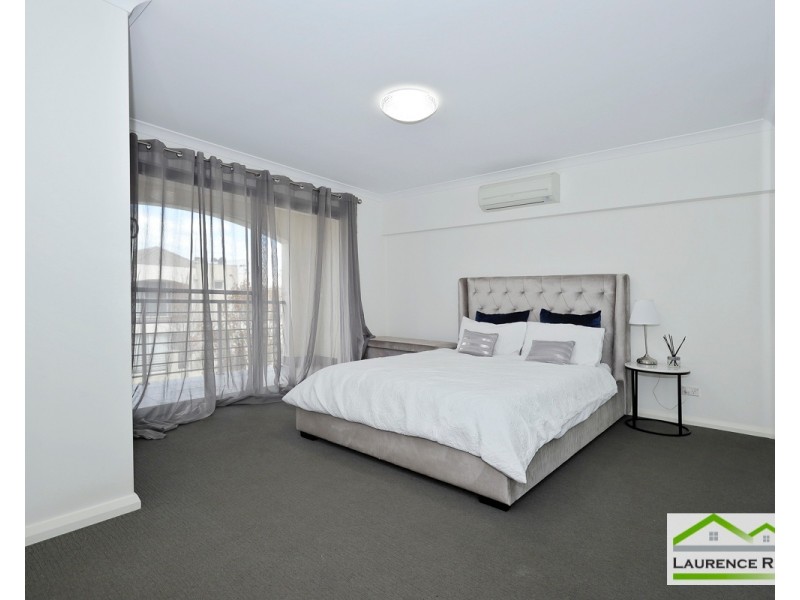 10 Eveleigh Boulevard, Clarkson WA 6030