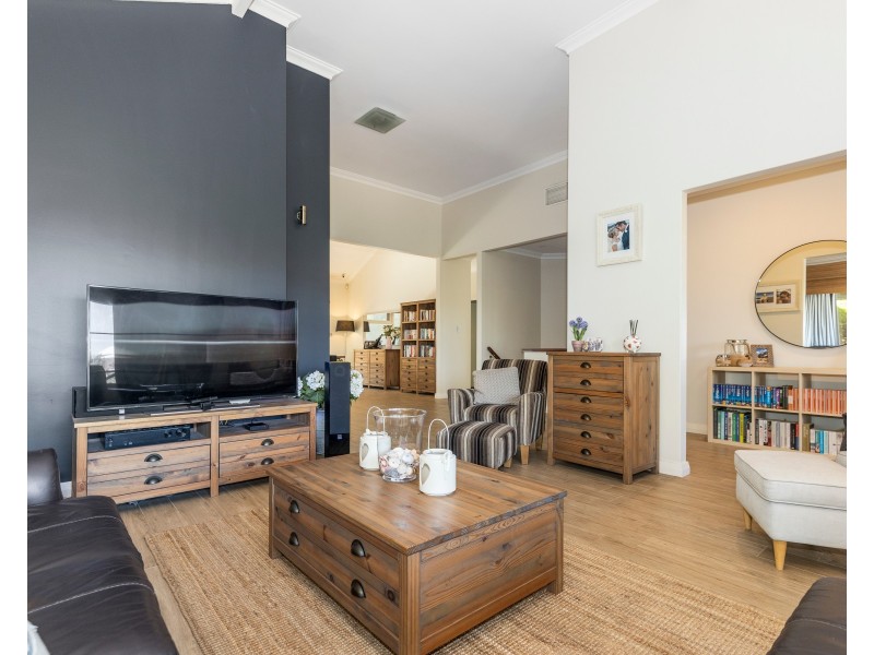 29 Tees Court, Mindarie WA 6030