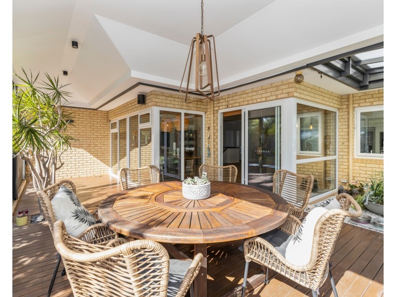 29 Tees Court, Mindarie WA 6030