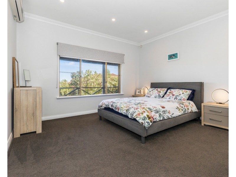 29 Tees Court, Mindarie WA 6030