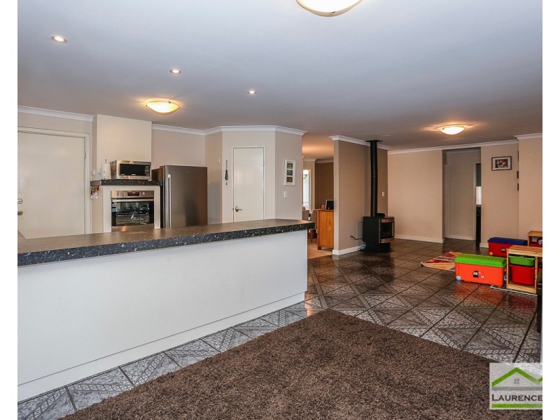 22 Ceduna Way, Quinns Rocks WA 6030