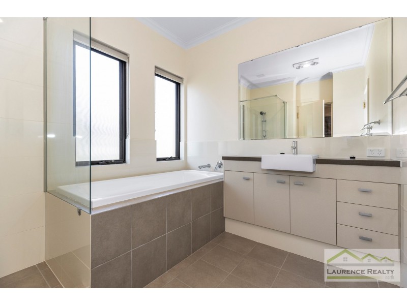 7 St Lucia Road, Iluka WA 6028