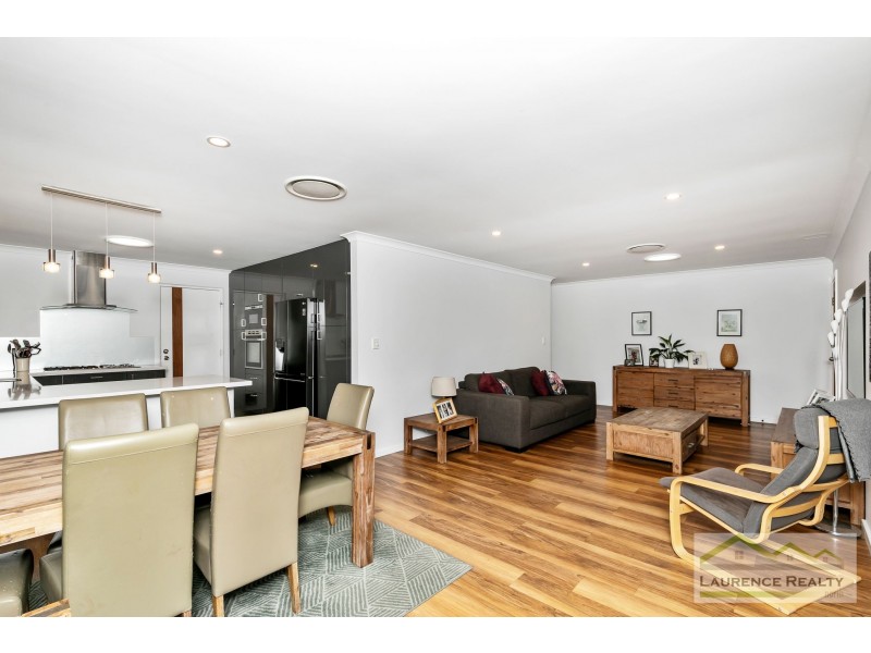 9 Bowen Lane, Mindarie WA 6030