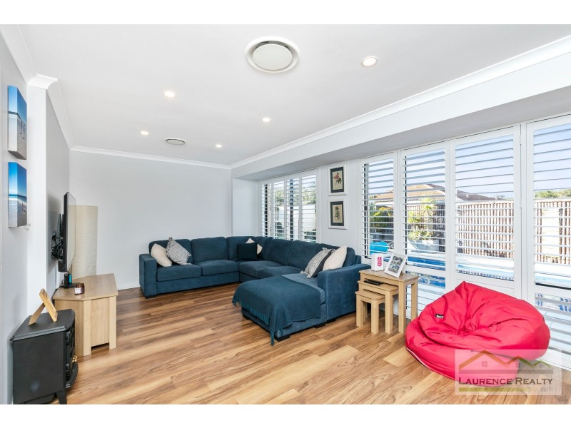 9 Bowen Lane, Mindarie WA 6030