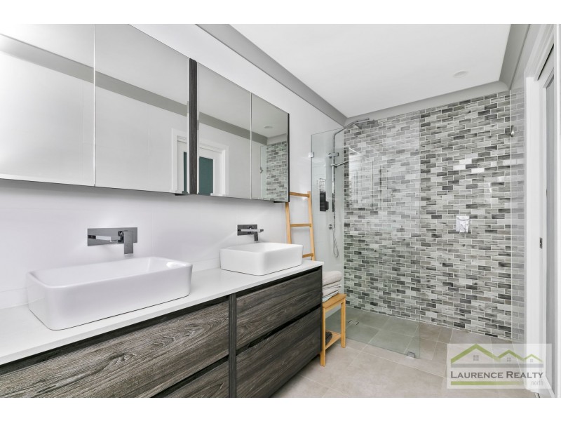 9 Bowen Lane, Mindarie WA 6030