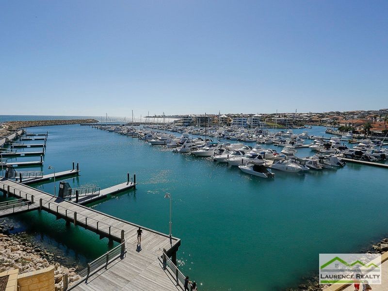 305/1 Bristol Lane, Mindarie WA 6030