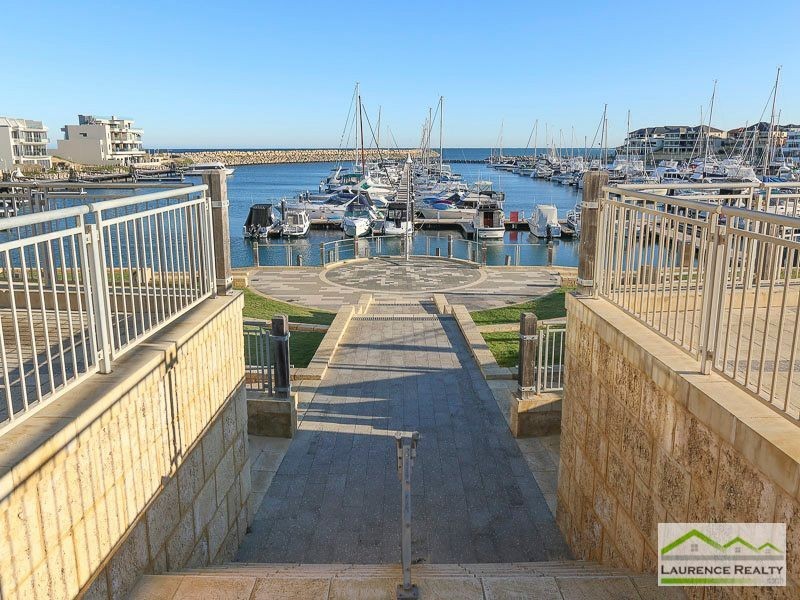 305/1 Bristol Lane, Mindarie WA 6030