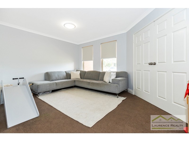 12 Abbeville Circle, Mindarie WA 6030