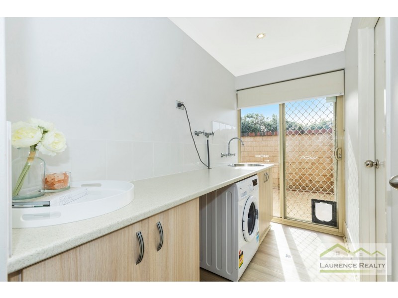 12 Abbeville Circle, Mindarie WA 6030