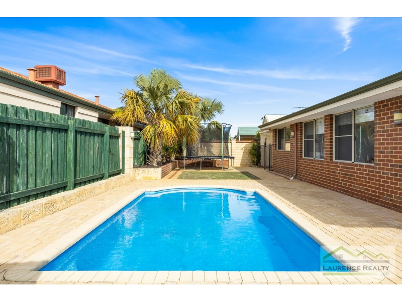 12 Abbeville Circle, Mindarie WA 6030