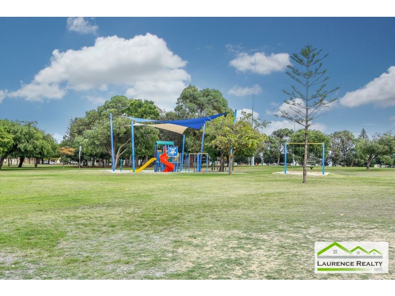 12 Abbeville Circle, Mindarie WA 6030