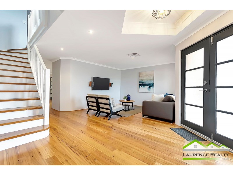 9 Dartmouth Circle, Quinns Rocks WA 6030