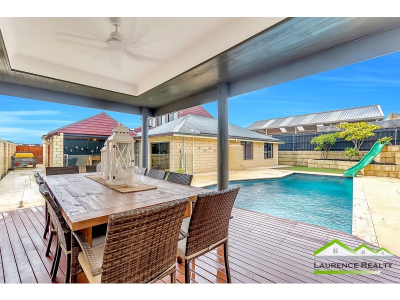 9 Dartmouth Circle, Quinns Rocks WA 6030