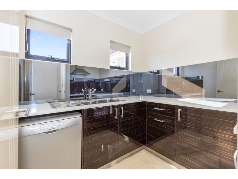 58 Mariners View, Mindarie WA 6030