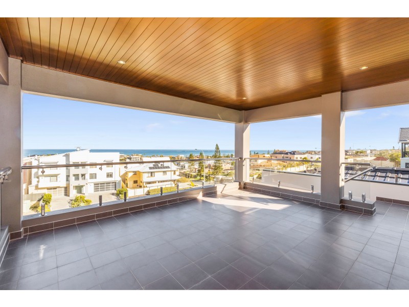 58 Mariners View, Mindarie WA 6030