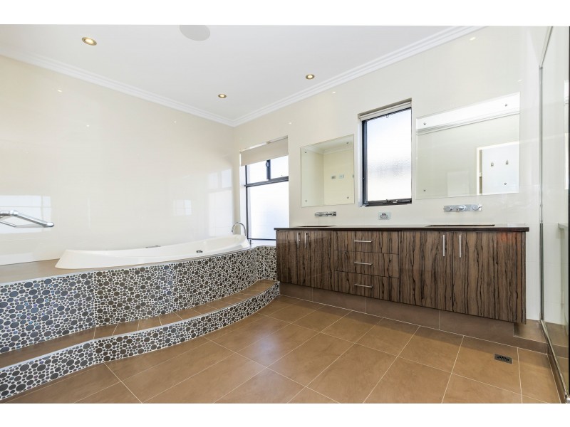 58 Mariners View, Mindarie WA 6030