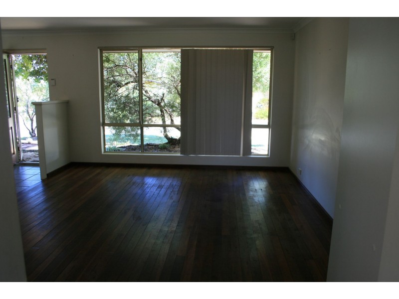 12 Throssell Place, Clarkson WA 6030