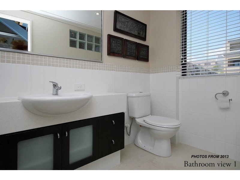 27 Toulon Circle, Mindarie WA 6030