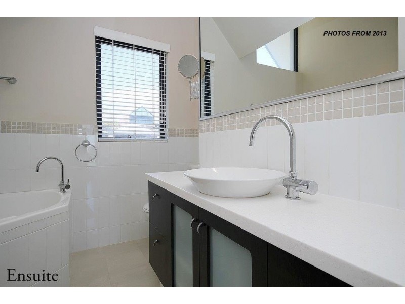 27 Toulon Circle, Mindarie WA 6030