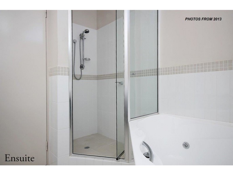 27 Toulon Circle, Mindarie WA 6030