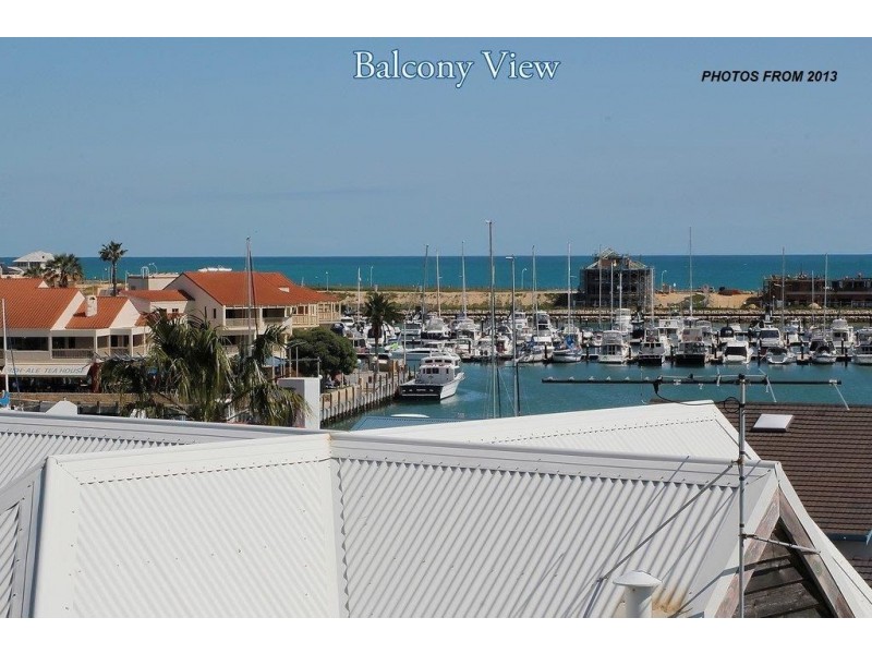 27 Toulon Circle, Mindarie WA 6030