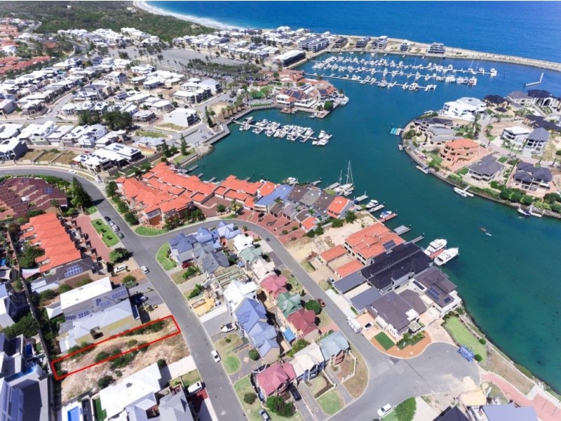 34 Toulon Circle, Mindarie WA 6030
