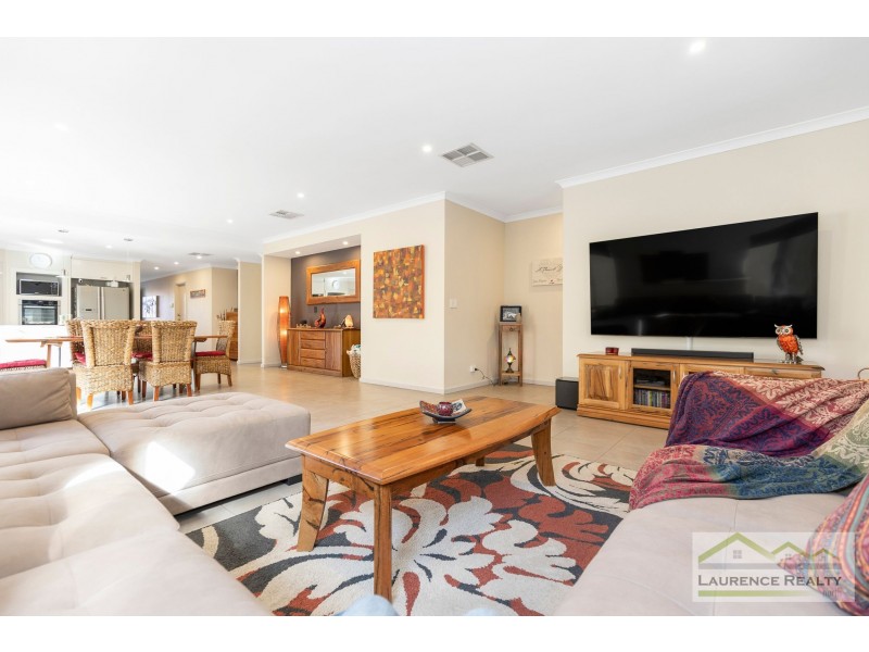 19 Hacienda Drive, Clarkson WA 6030