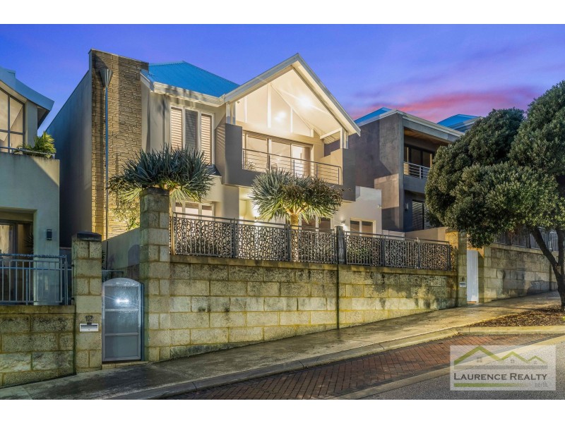 10 Swansea Promenade, Mindarie WA 6030