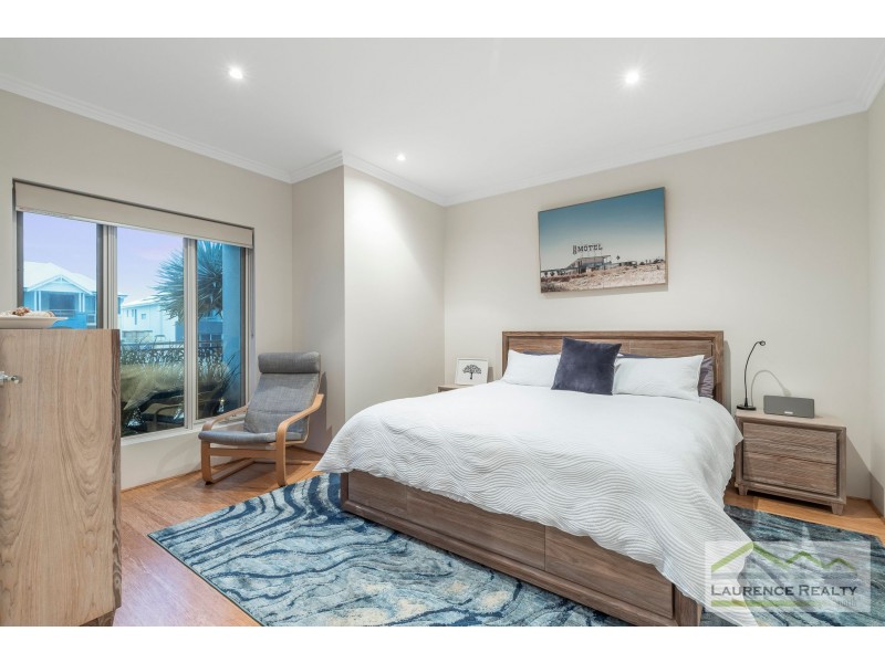 10 Swansea Promenade, Mindarie WA 6030