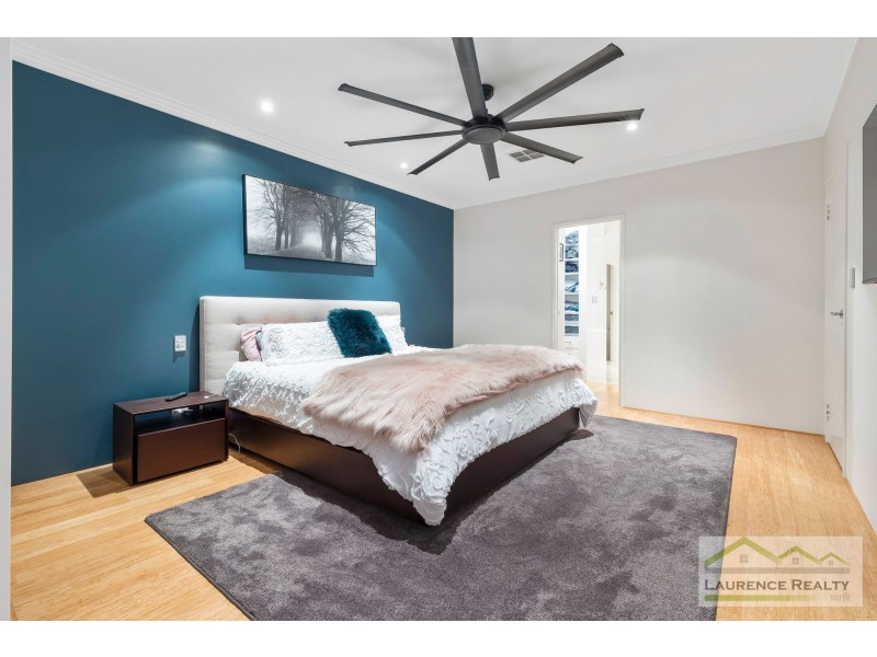 10 Swansea Promenade, Mindarie WA 6030