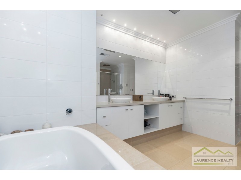 10 Swansea Promenade, Mindarie WA 6030